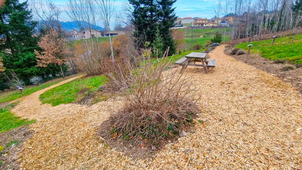 Entretien du Sentier avec du Broyat Entretien du Sentier avec du Broyat