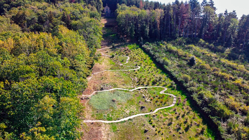 Montée vers la Chapelle Montée vers la Chapelle